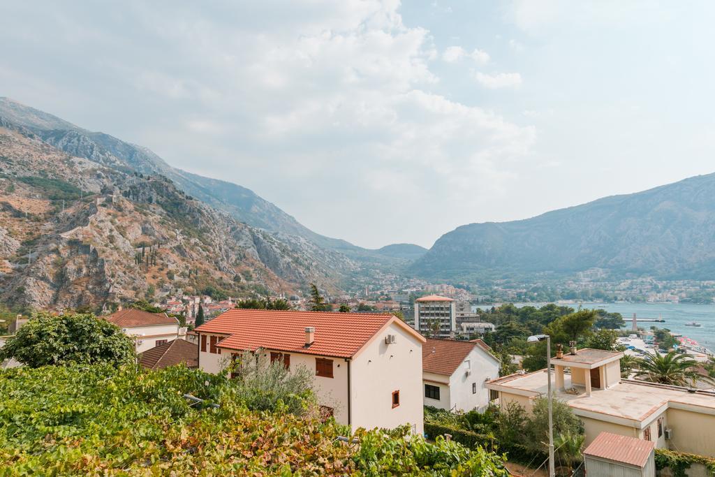 Apartments Los Olivos Kotor Exterior foto